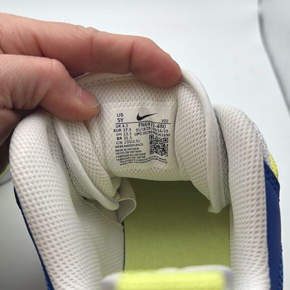 Nike Air Barrage Low Big Kids' Shoes SIZE 5Y NEW - Picture 7 of 7